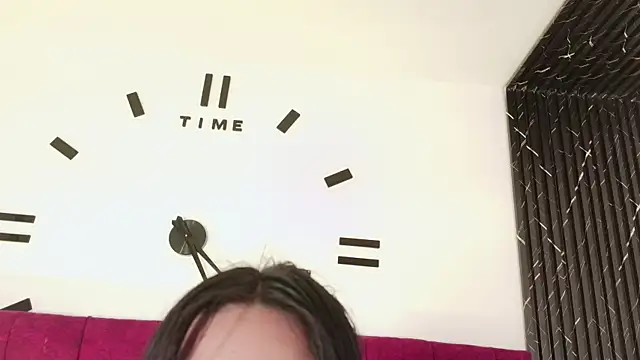 LiliMilk_21 live cam on StripChat