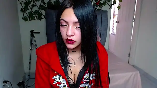 Violettasquirt webcam