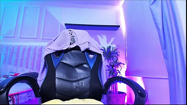 lilith_ayanami webcam