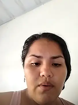 MiaBloom0 webcam