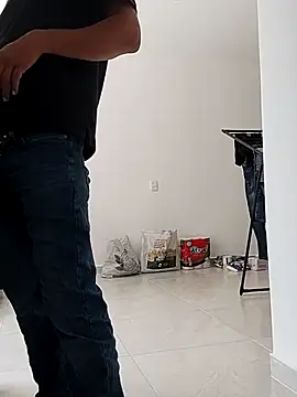 MrSecretSuit webcam