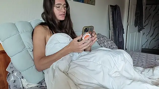 bambifarrina - Bambifarrina's free webcam - UK Sex Cams