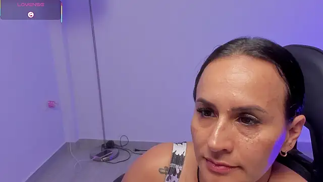 Sara_Charmy