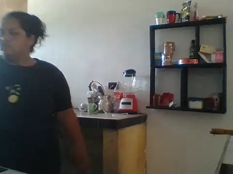 MiaBloom0 webcam