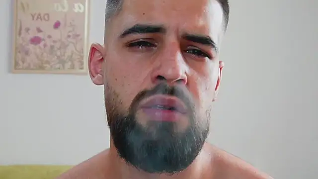 HairyRobxxx live cam on StripChat