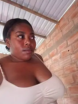 nanis_13 webcam