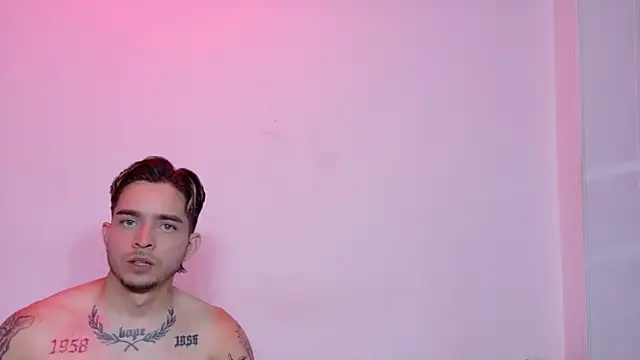 AliceandMax webcam