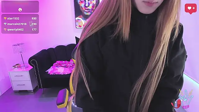 Victoria__doll webcam