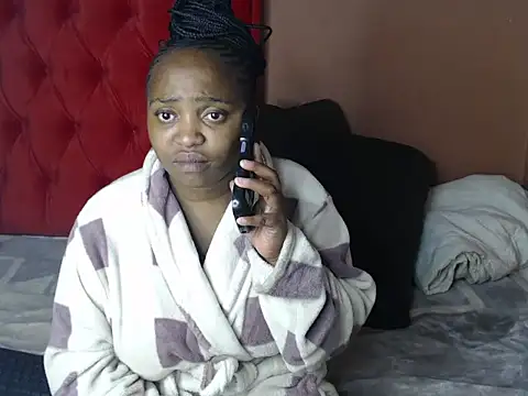 African_Busty webcam
