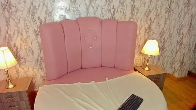 Aapril_Alvarez webcam