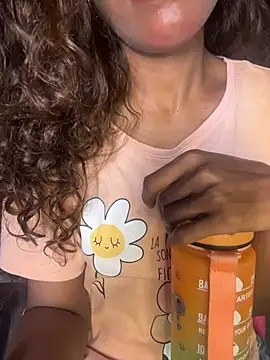 Indian-Squirt webcam