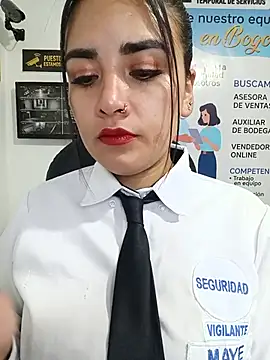 MAYE__13 webcam