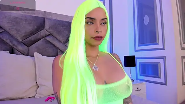 cocoamore live cam on StripChat
