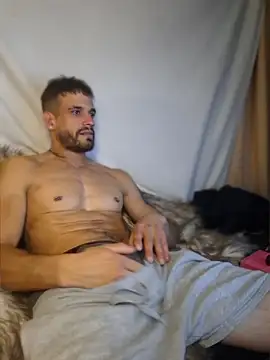 Maxpac_roccox Live Webcam on Stripchat