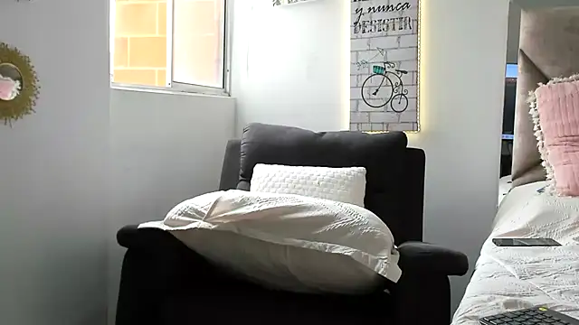 EmilyPeytonn webcam