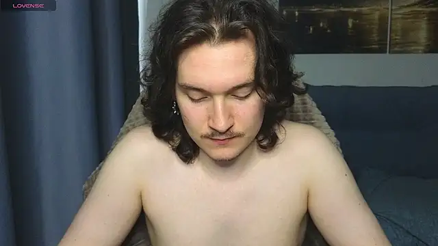 MoreRealAlex webcam