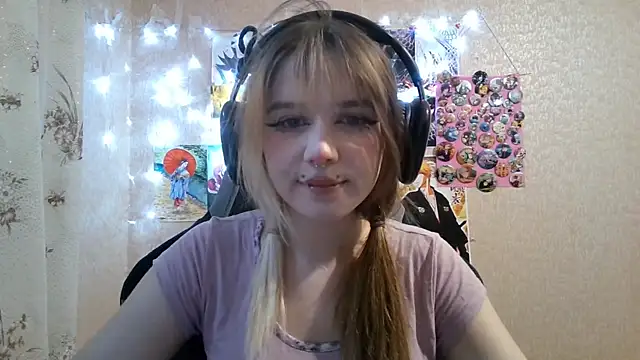 MilaTyan webcam