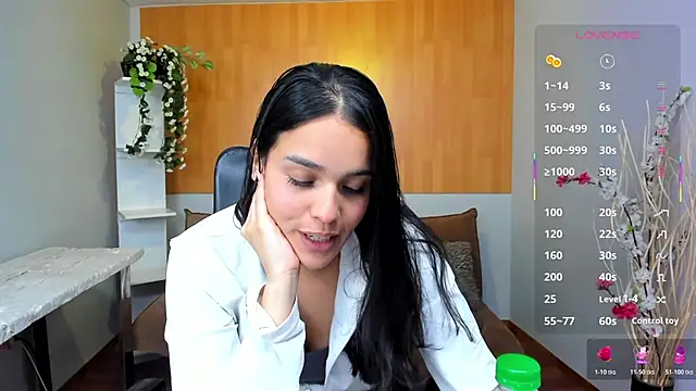 Victoria_Pivet webcam