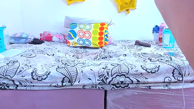 Elianissquirt webcam