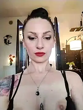 dahlia_82 webcam
