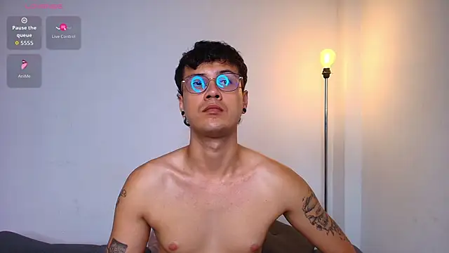 leaneseb - LeaneSeb's free webcam - UK Sex Cams