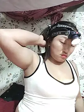 zhen-zo live cam on StripChat