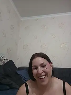 greta_tamar's live room