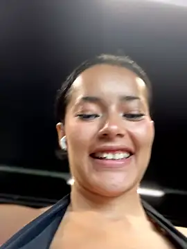 risky_workouts (F young) - 💦SQUIRT OPPOSITE OFFICE BUILDING VID LT