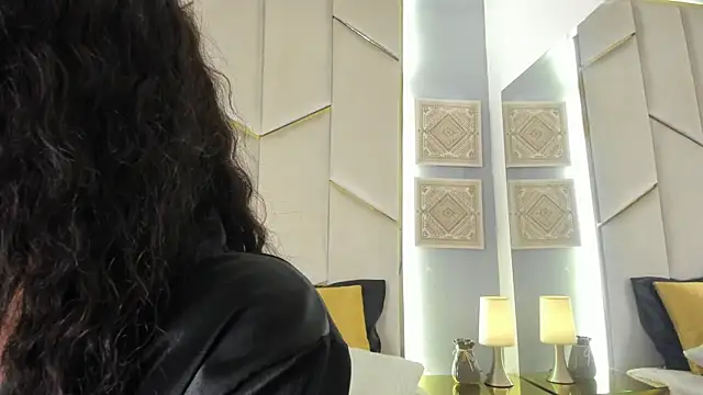 KarinaaCoxx webcam
