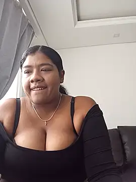 paola091 webcam