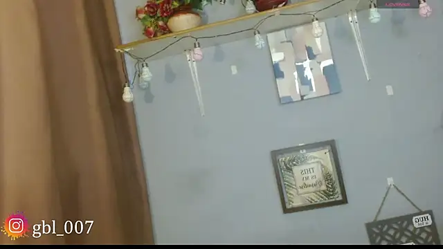 gaby_sant webcam