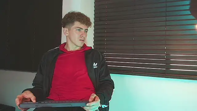 Tyler_Mcrey webcam