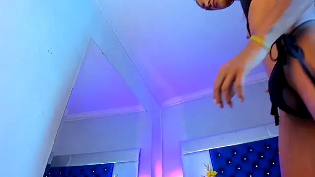 ciara_hotts's live room