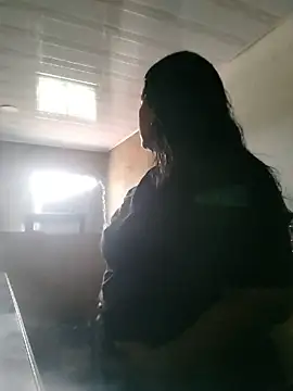 MiaBloom0 webcam