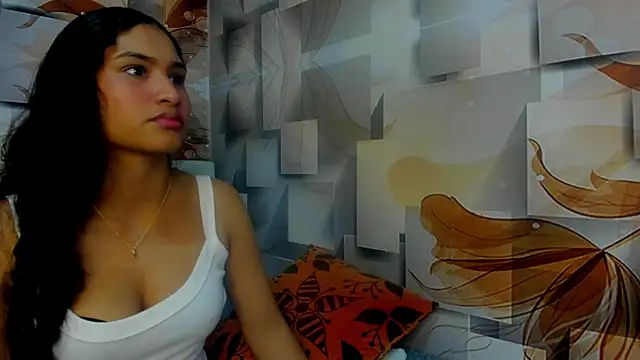 malaika_chalo webcam