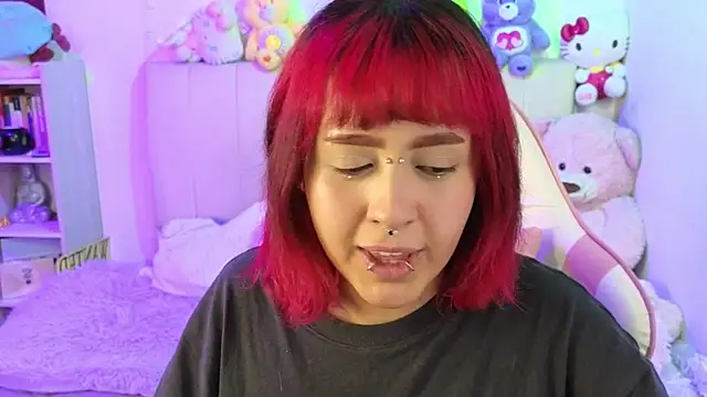 NekoWaifu live cam on StripChat