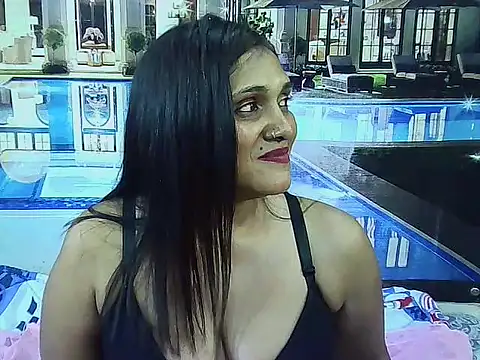 IndianSexyLady20 webcam