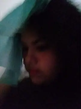 MiaBloom0 webcam
