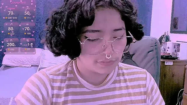 NinaYellow webcam