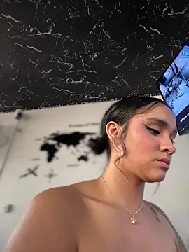 Isabella-Teen webcam