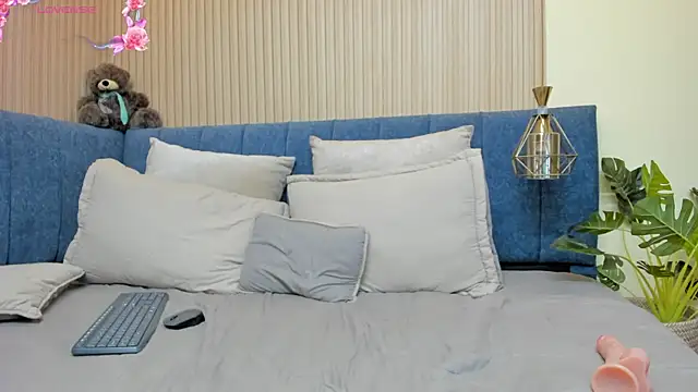 zara_milf webcam