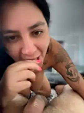 vicky_sixx (G young) - Le chupo la verga 3 min