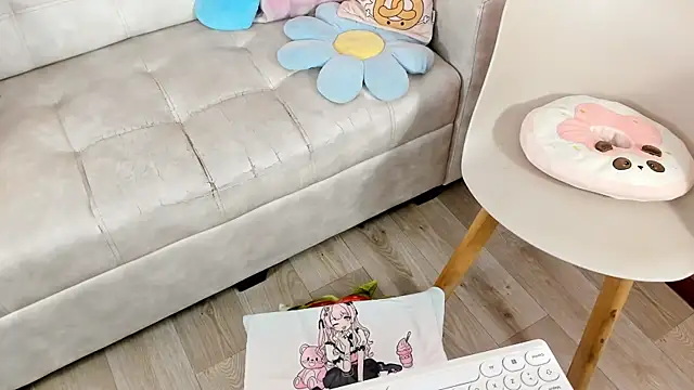 tinysara webcam