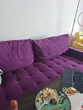 oliviaprettypussy - Oliviaprettypussy's free webcam - UK Sex Cams