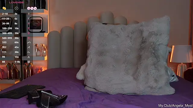 Angela_Myst webcam