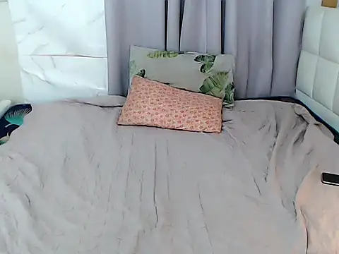 ur_goddes_barbie (T young) - COME HERE DADDY LETS CUMM AND FALL INLOV