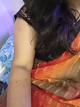 noty_girl2 (F milf) - Boobs oiling