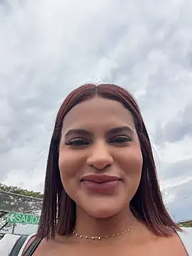 Irina_Velvett webcam