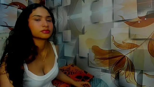 malaika_chalo webcam