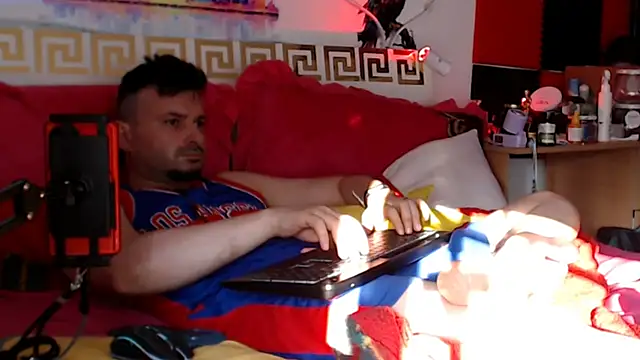 Hugec0ck007 webcam